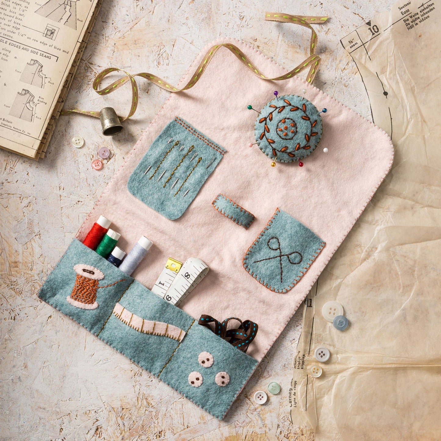 Embroidery Kit with Felt - Sewing Roll