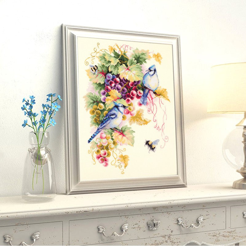 Borduurpakket - Blue Jay And Grapes 130-022