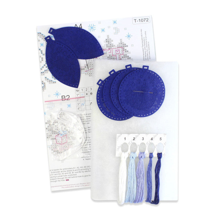 Borduurpakket Met Vilt - Hangers Voor Kerst T-1072