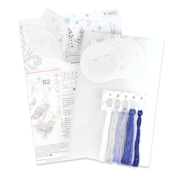 Borduurpakket Met Vilt - Hangers Voor Kerst T-1073