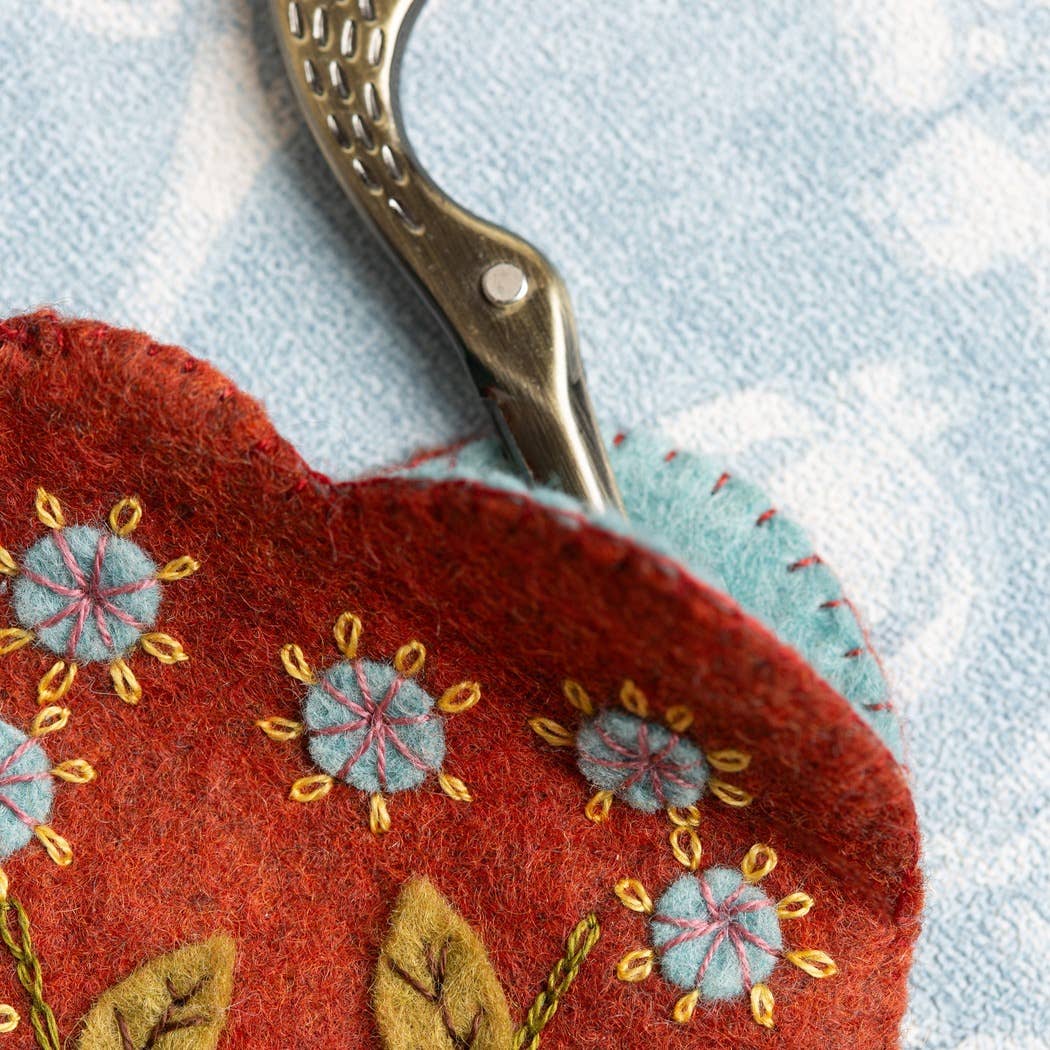 Embroidery Kit with Felt - Scissors Case and Mini Pincushion