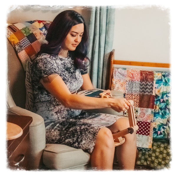Embroidery stand - Table model