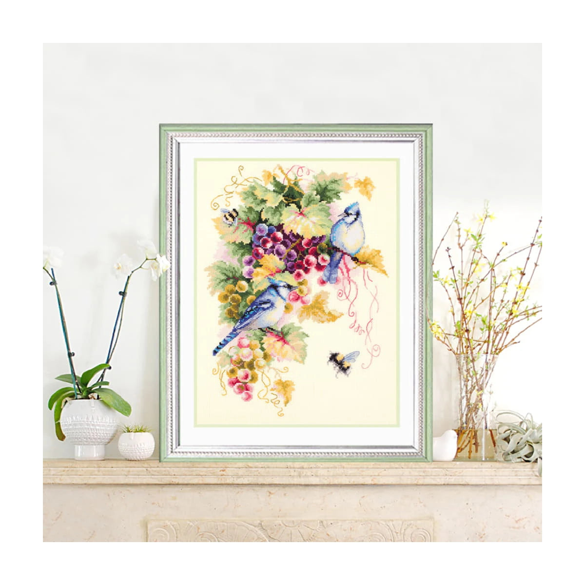 Embroidery kit - Blue Jay And Grapes 130-022
