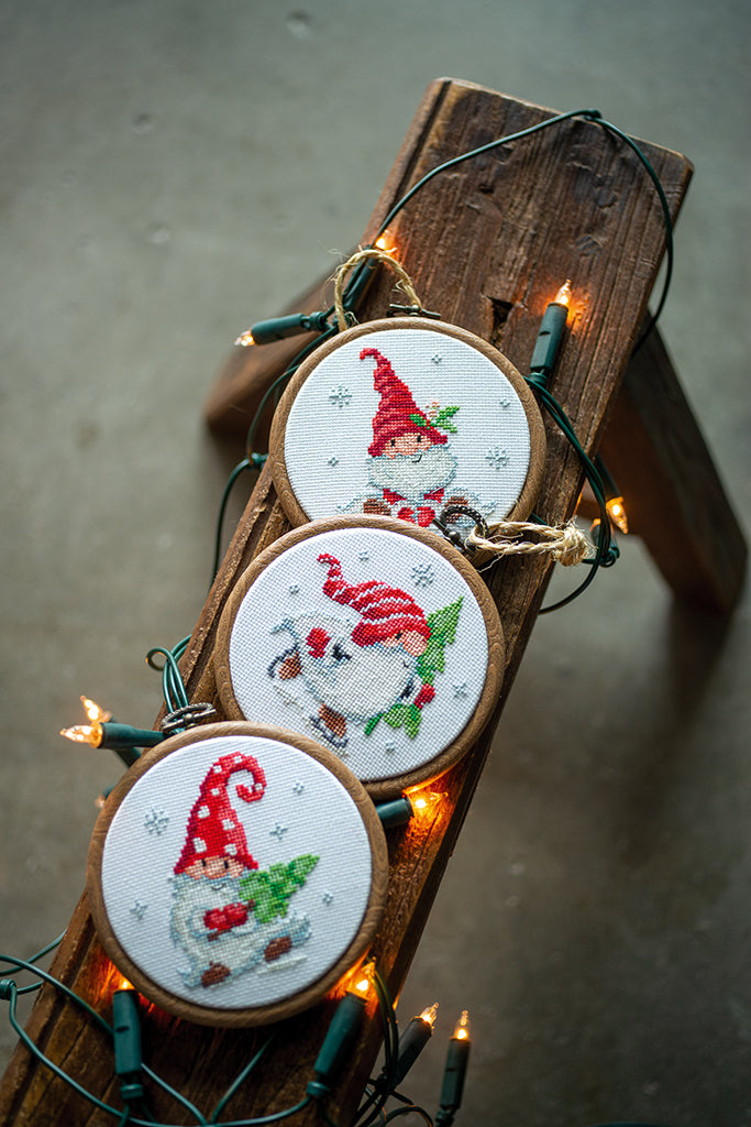 Borduurpakket - Miniatuur Kit Kerstkabouters - Set Van 3