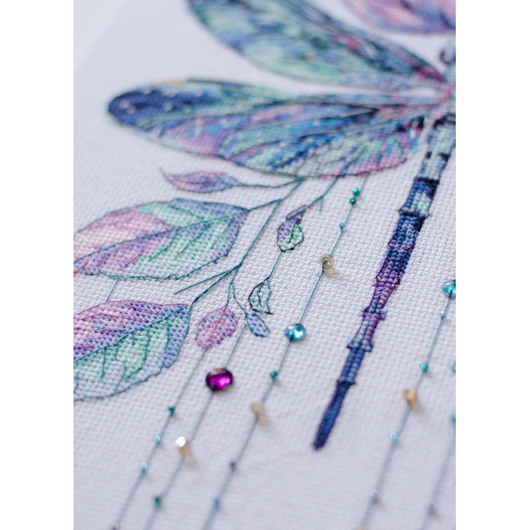 Kit de broderie - Muse d'été AAH-278
