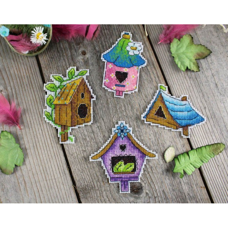 Embroidery Kit Magnets - Bird House
