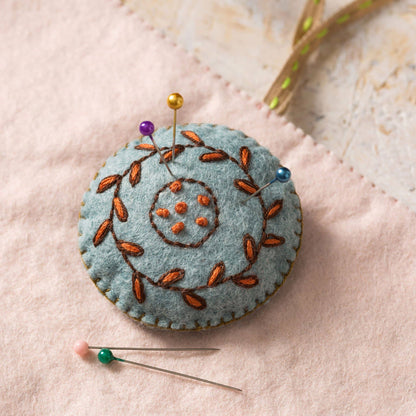 Embroidery Kit with Felt - Sewing Roll