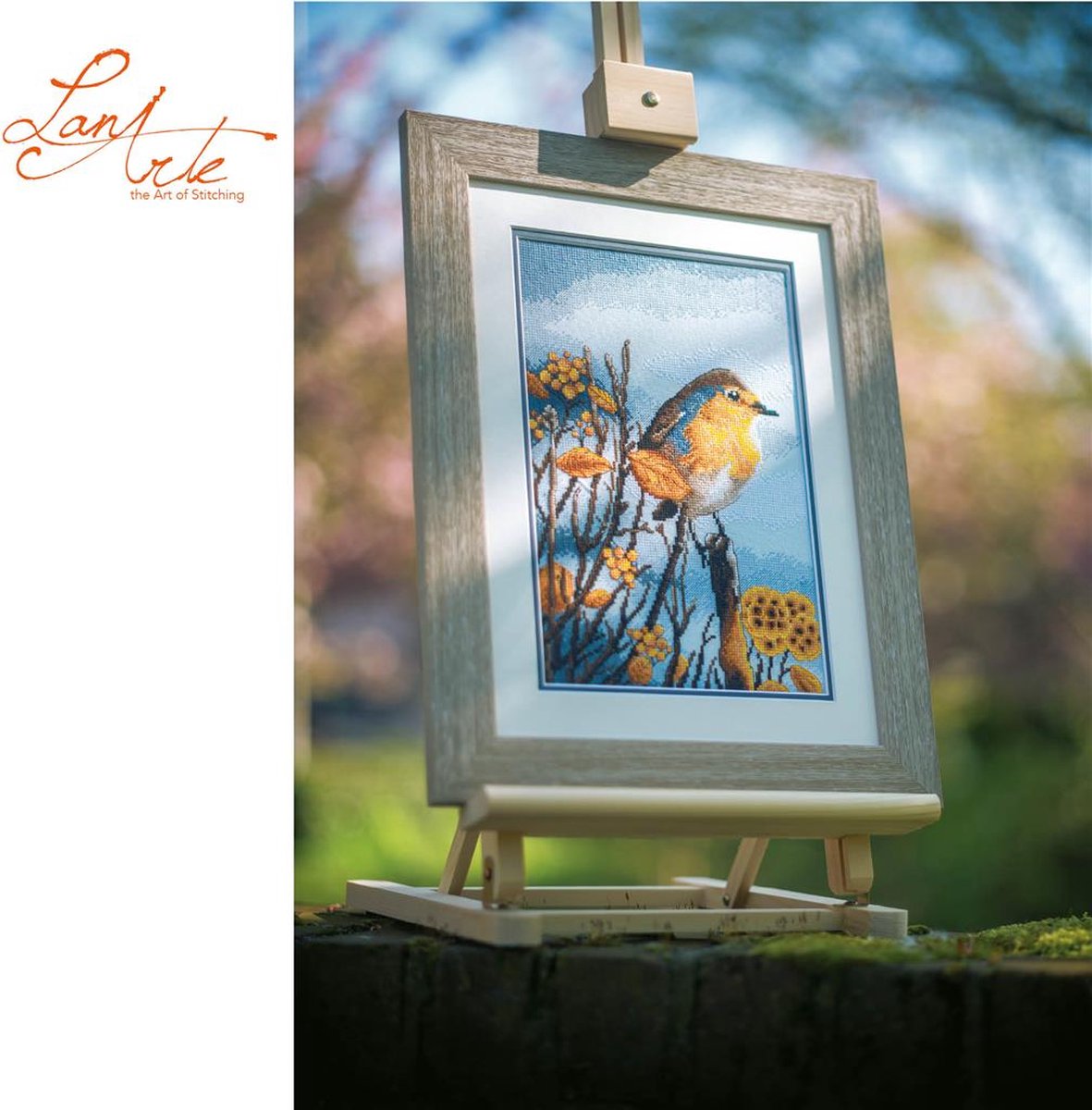 Embroidery Kit - On The Lookout PN-0200984
