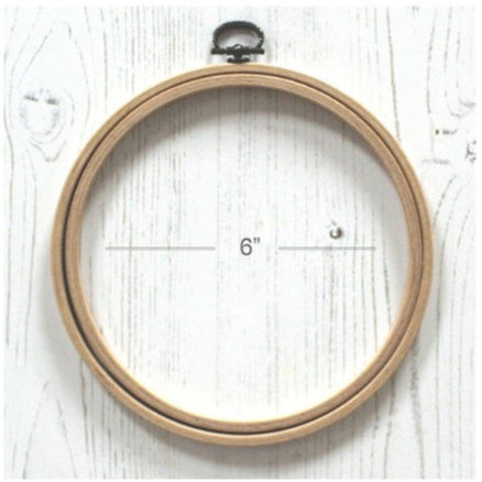 Round Frame in Wood