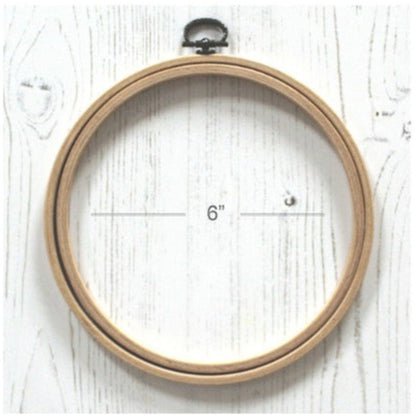 Round Frame in Wood