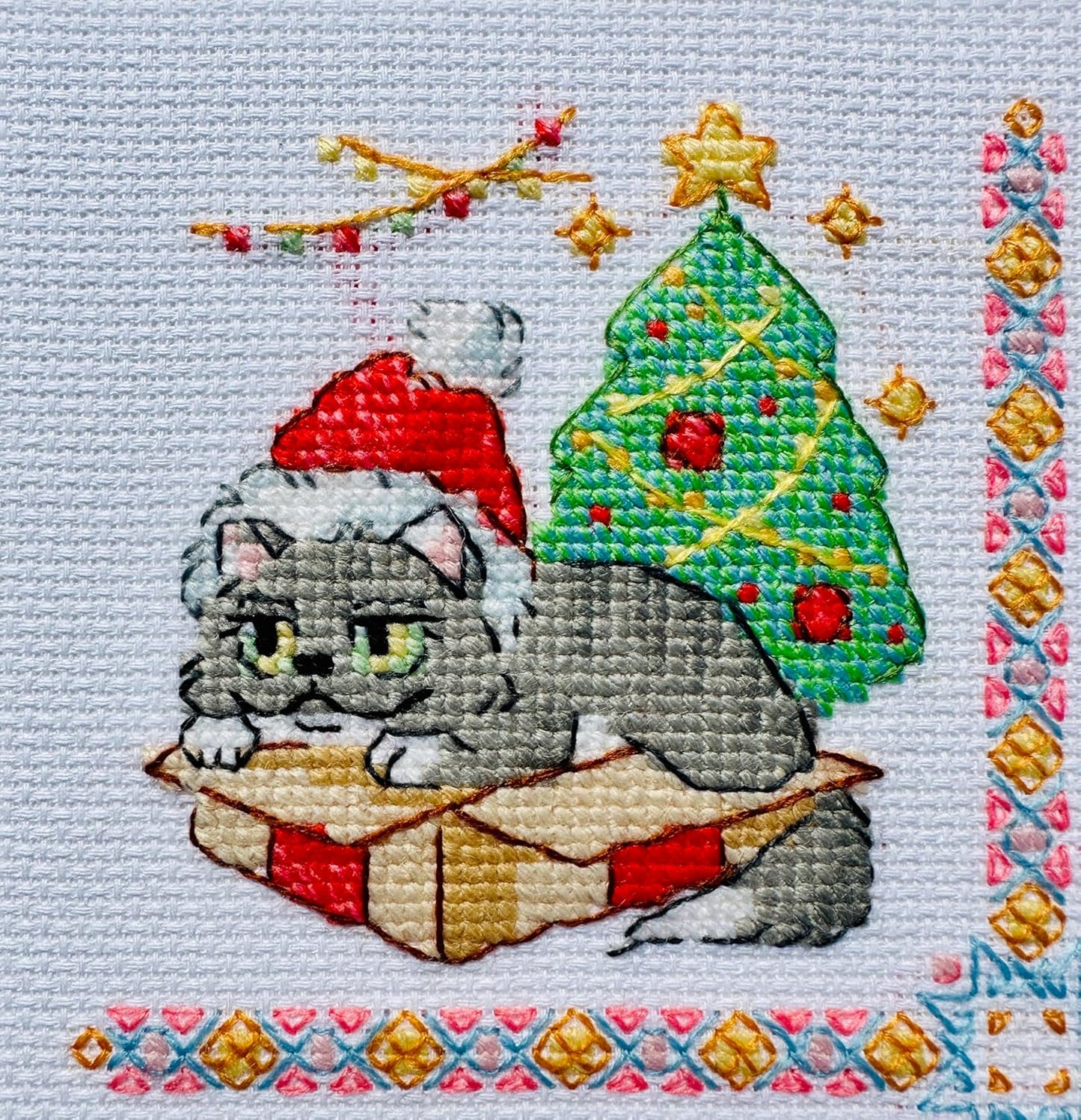 Embroidery kit - Cat Calendar 2136