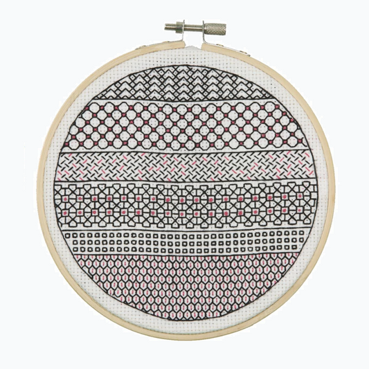 Embroidery kit Blackwork - Stripe