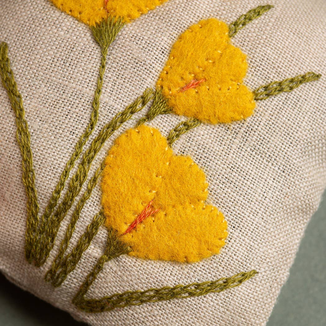 Embroidery kit Lavender bags - Spring garden