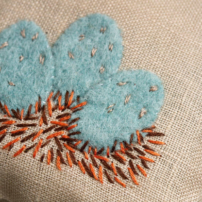 Embroidery kit Lavender bags - Spring garden