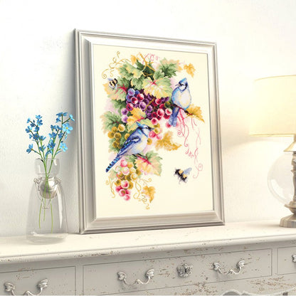 Embroidery kit - Blue Jay And Grapes 130-022