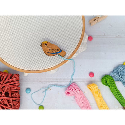 Needle magnet - Bird Blue