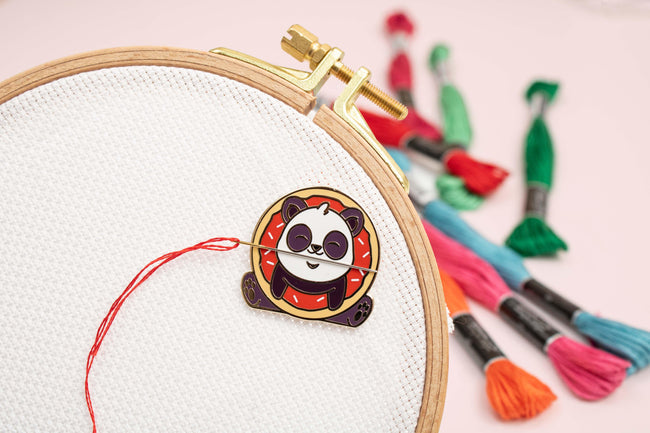 Needle Minder - Panda