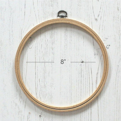 Round Frame in Wood