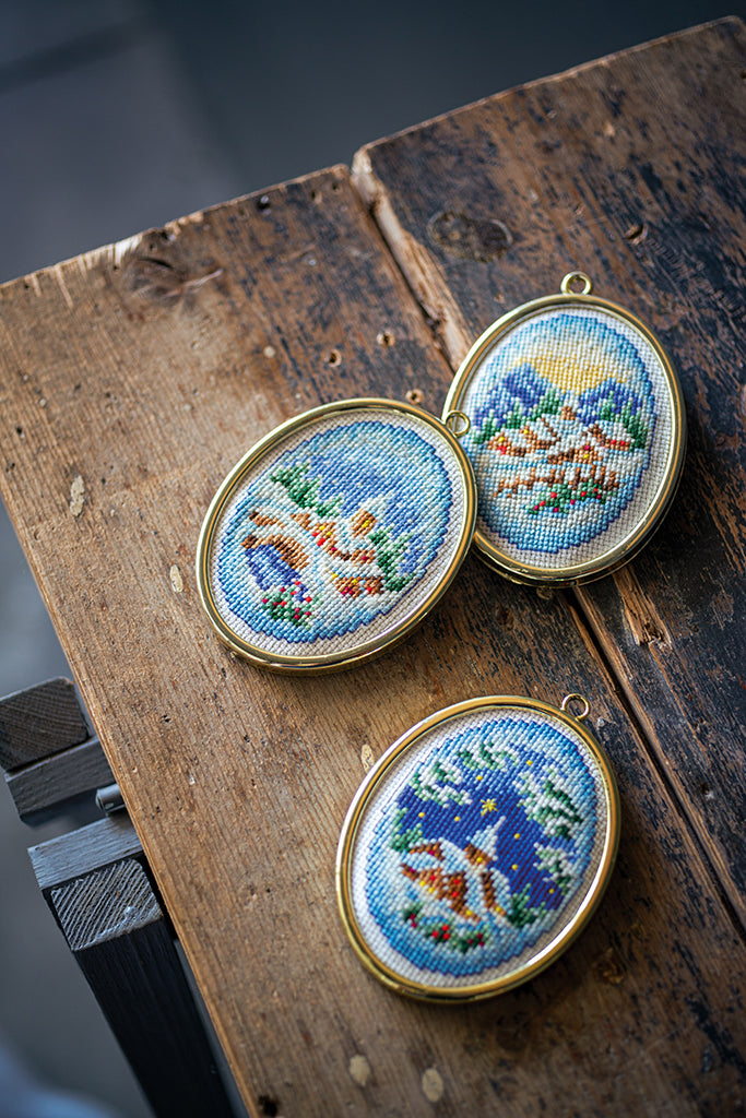 Embroidery Kit - Miniature Kit Winter Villages - Set of 3