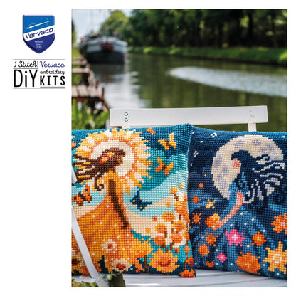 Kussen Borduurpakket - Meisje Met De Maan PN-0212136