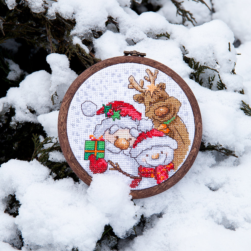 Embroidery kit - New Year Stories M-504