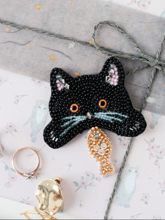 Bead Embroidery Kit - Good Catch AD-215