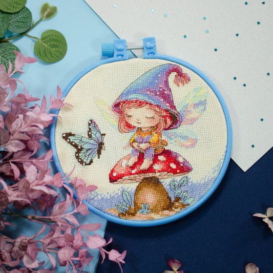 Borduurpakket - Tiny Sorceress AAHM-086