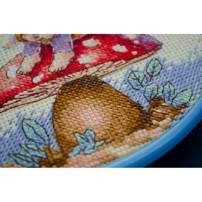 Kit de broderie - Petite Sorcière AAHM-086