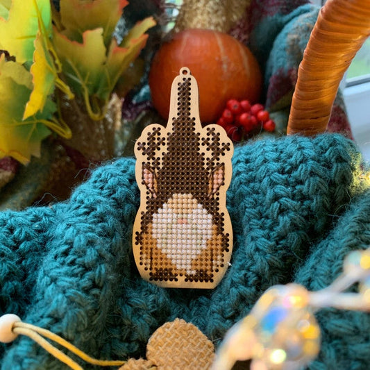 Borduurpakket Kerstboomhanger - Gnome In A Brown Hat