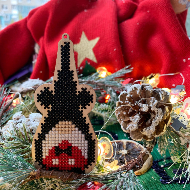 Embroidery Kit Christmas Tree Ornament - Gnome In A Smoking Suit