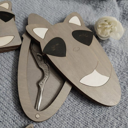 Scissors Box - Raccoon