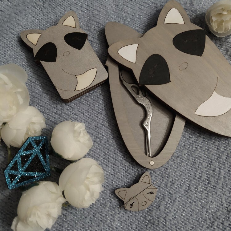 Scissors Box - Raccoon